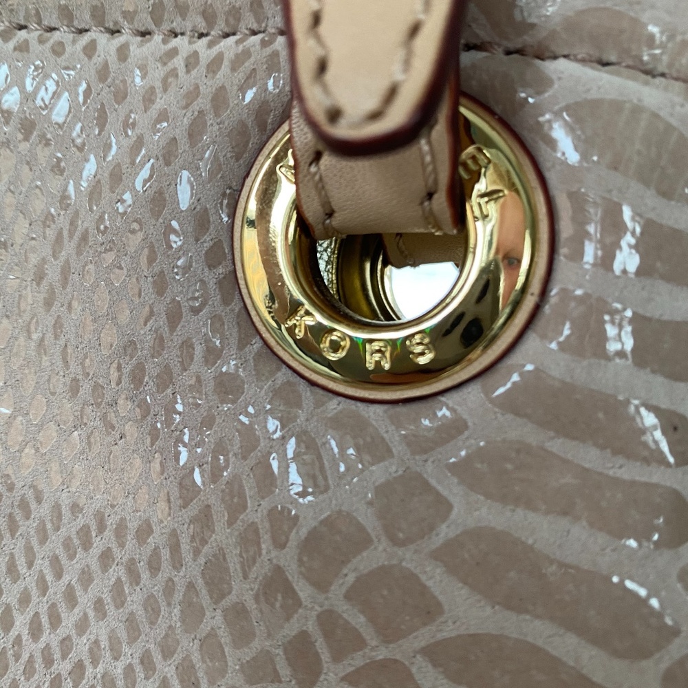 Michael Kors Beautiful Pink & Gold Python Tote - image 4